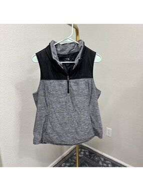 The North Face Pseudio Pullover Winter Vest Womens size Large